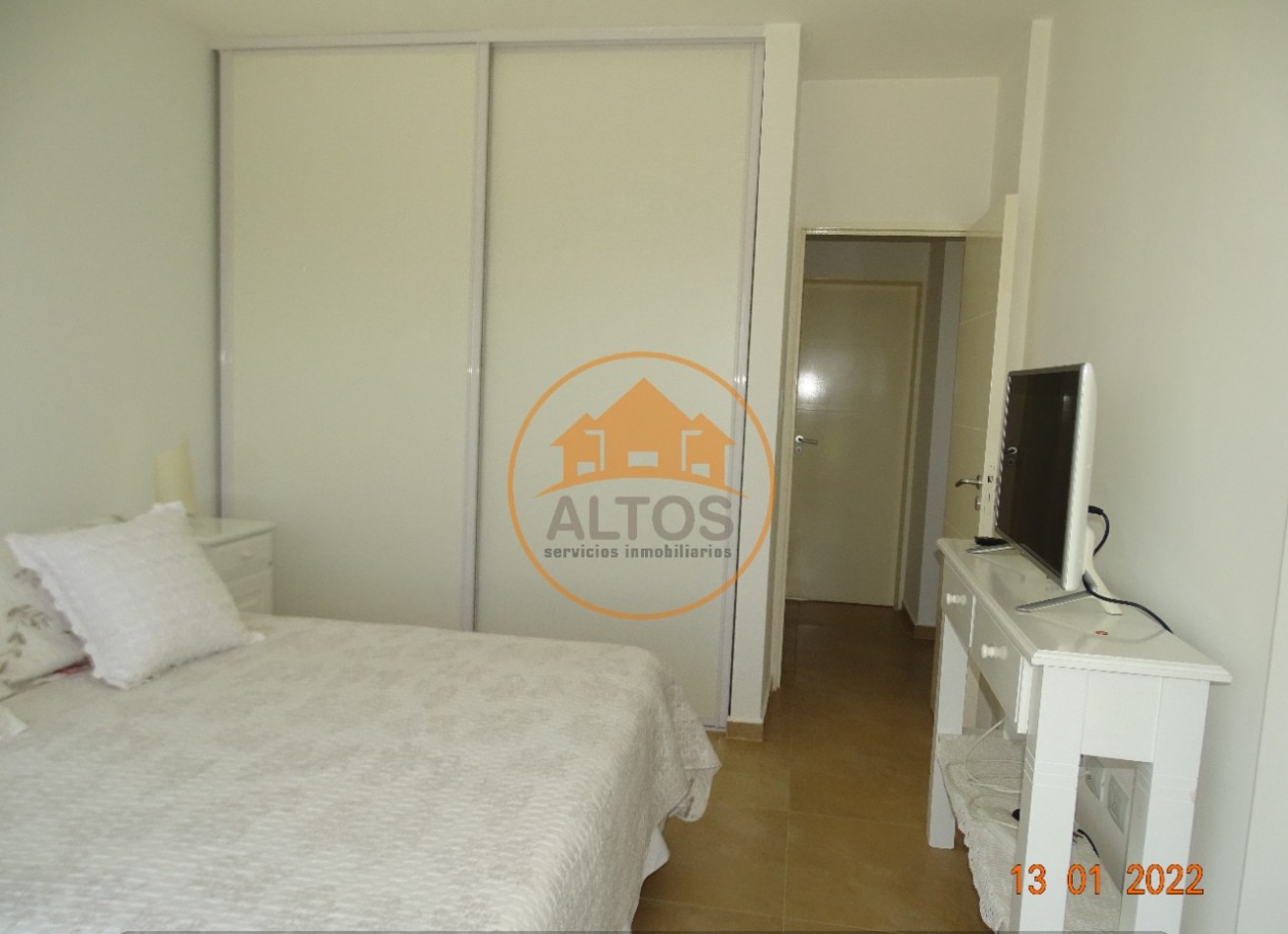 DPTO 2 DORM. FRENTE C/BALCON. COCHERA. VISTA IMPONENTE AL LAGO LOS MOLINOS. PILETA. AMENITIES. COMPLEJO MONTE MOLINOS. VILLA CIUDAD AMERICA.