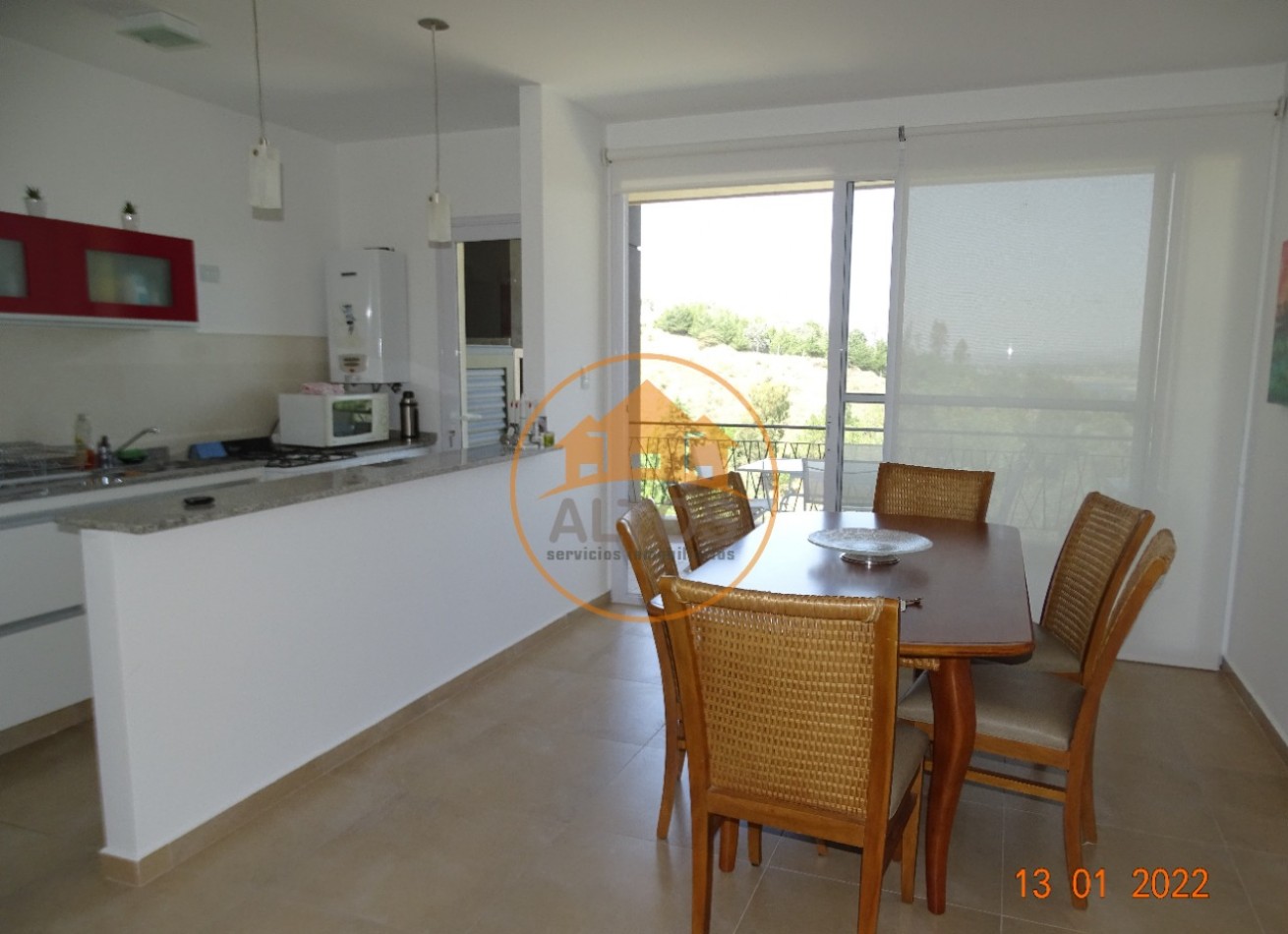 DPTO 2 DORM. FRENTE C/BALCON. COCHERA. VISTA IMPONENTE AL LAGO LOS MOLINOS. PILETA. AMENITIES. COMPLEJO MONTE MOLINOS. VILLA CIUDAD AMERICA.