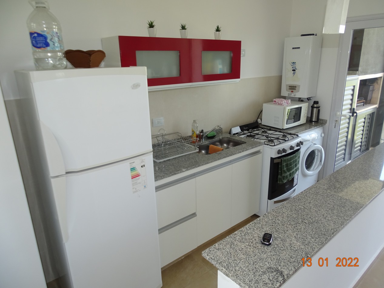 DPTO 2 DORM. FRENTE C/BALCON. COCHERA. VISTA IMPONENTE AL LAGO LOS MOLINOS. PILETA. AMENITIES. COMPLEJO MONTE MOLINOS. VILLA CIUDAD AMERICA.