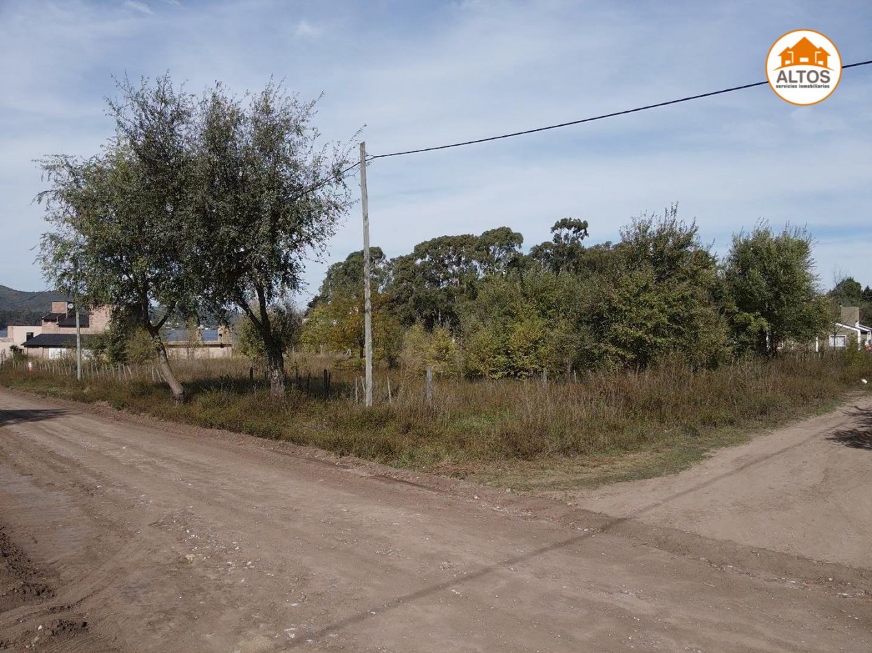 TRES TERRENOS JUNTOS 3.514M2-ESQUINA-A 100 MTS LAGO LOS MOLINOS. POTRERO DE GARAY-CORDOBA-ESCRITURA