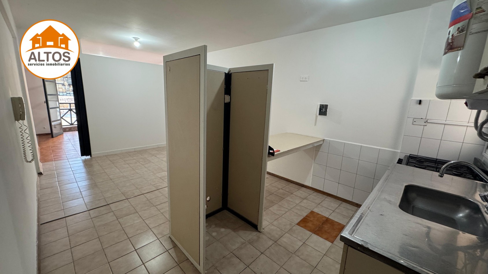 ALQUILO DPTO 1 DORM. BALCON. INTERNO. PISO 5. CASEROS 914 - BARRIO ALBERDI