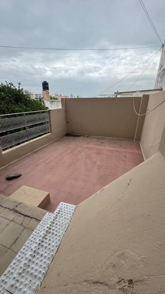 DEPARTAMENTO DOS DORMITORIOS. CERCA DEL CENTRO. AV SABATTINI AL 1500