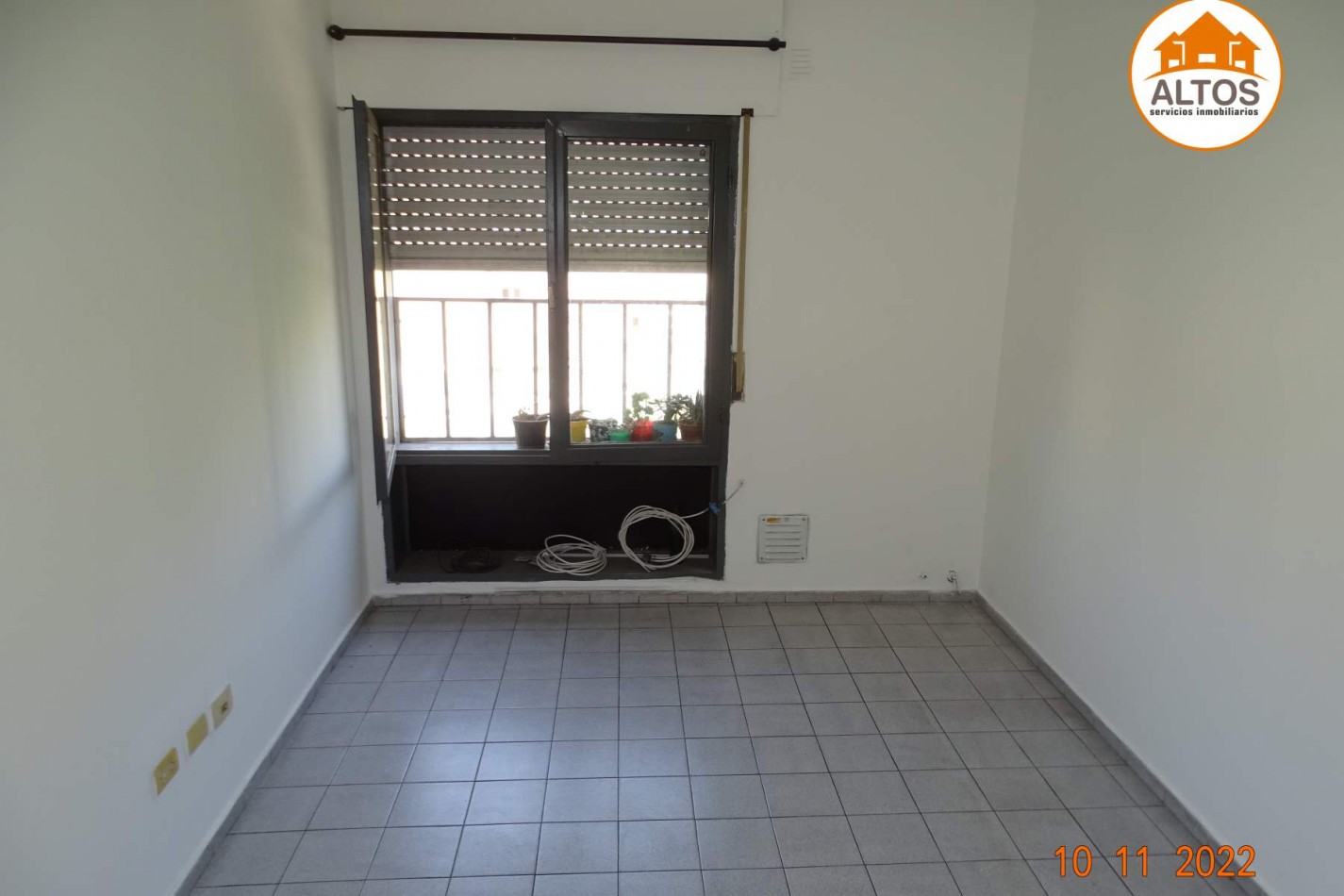 DPTO 1 DORM. FRENTE. PISO 5. DUARTE QUIROS AL 896. BARRIO ALBERDI. CORDOBA