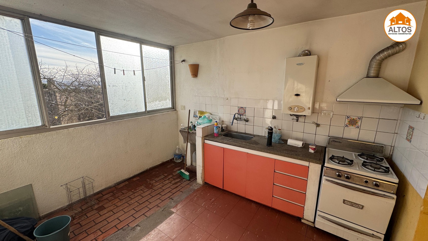 DUPLEX 2 DORM. PISO 5. DESOCUPADO. ESCRITURA. COMPLEJO STABIO - SOBRE AV. SABATTINI AL 3.000