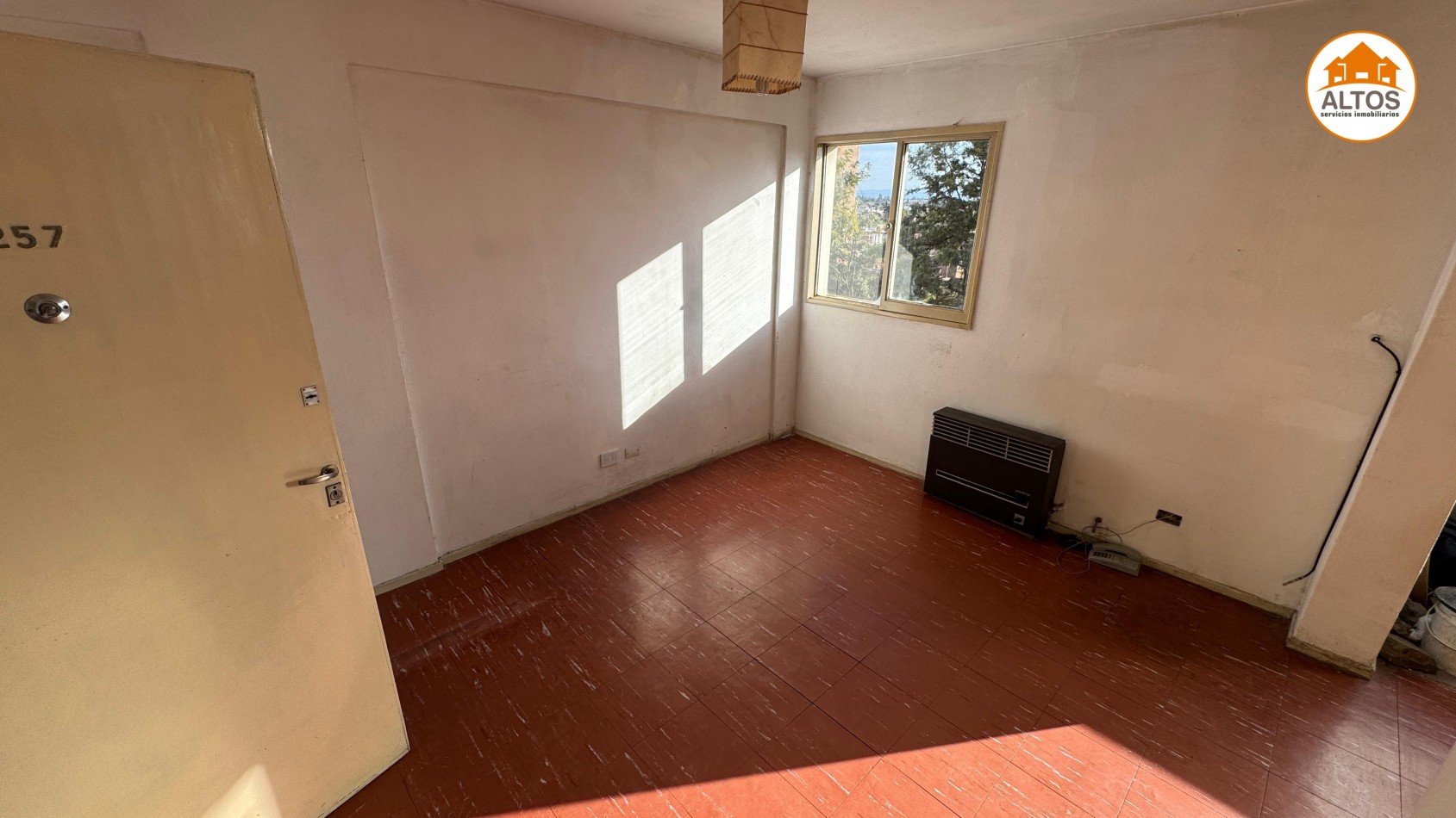 DUPLEX 2 DORM. PISO 5. DESOCUPADO. ESCRITURA. COMPLEJO STABIO - SOBRE AV. SABATTINI AL 3.000