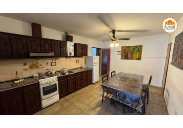 APTO CREDITO BANCOR -CASA 3 DORM. COCHERA.PATIO.  BARRIO EMPALME
