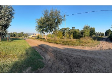 TRES TERRENOS JUNTOS 3.514M2-ESQUINA-A 100 MTS LAGO LOS MOLINOS. POTRERO DE GARAY-CORDOBA-ESCRITURA